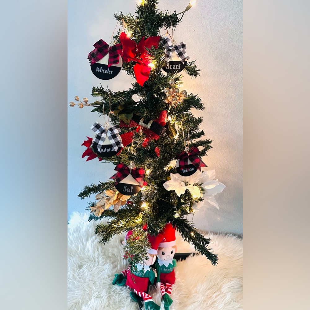 Customized Christmas ornaments